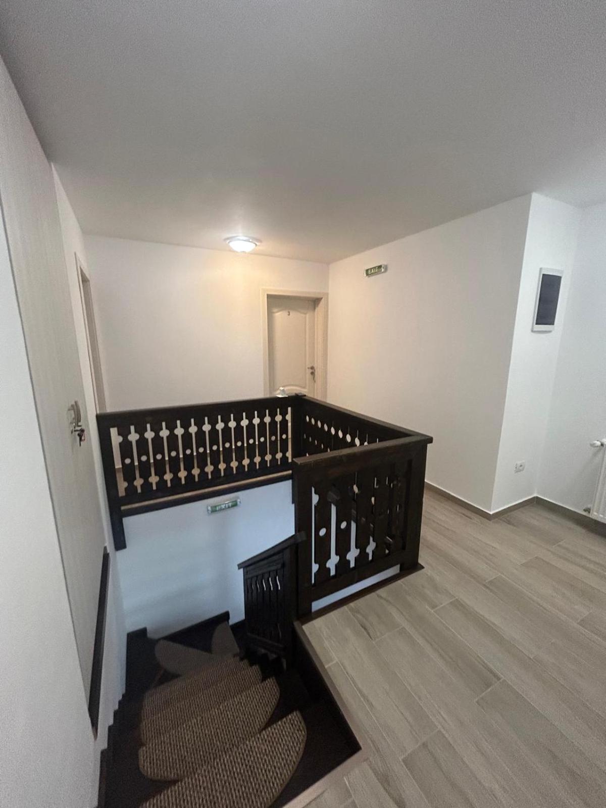 Casa Dani&Moni Hotel Моечу де Жос Екстериор снимка